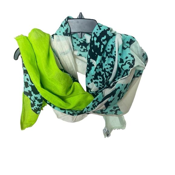 DVF Diane Von Furstenberg “Celeste” Cotton Scarf Wrap, Batik, Casual, Coastal - Picture 1 of 8
